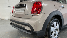 MINI Hatchback 1.5 Cooper Classic 5dr Auto Petrol Hatchback